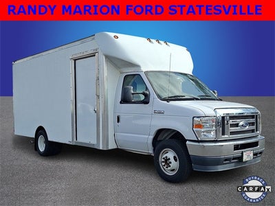 2021 Ford E-450SD Base DRW