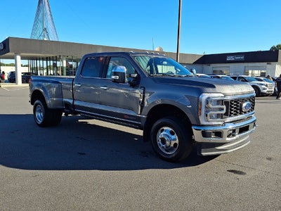 2024 Ford F-350SD Lariat