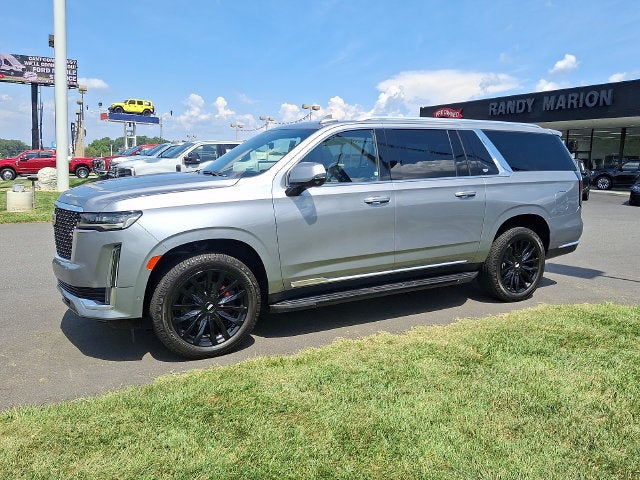 2023 Cadillac Escalade ESV Premium