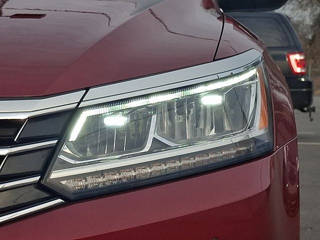 2018 Volkswagen Passat 2.0T SE