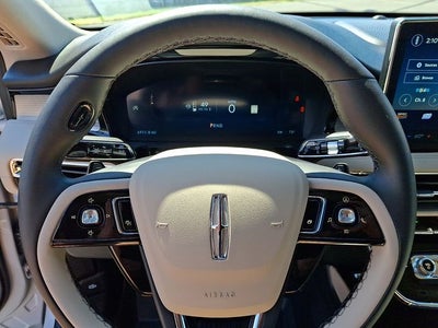 2025 Lincoln Corsair Premiere