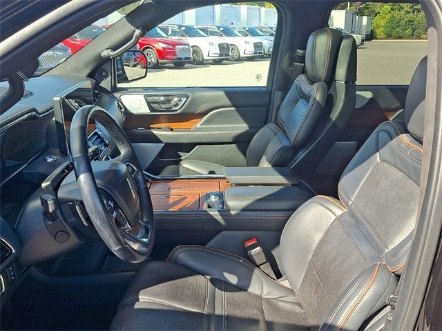 2022 Lincoln Navigator Black Label