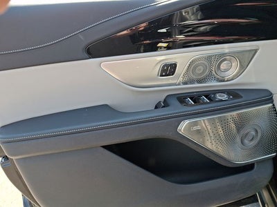 2025 Lincoln Nautilus Reserve