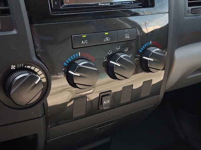2013 Toyota Tundra Grade 4.6L V8