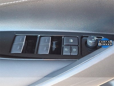 2022 Toyota Corolla Hatchback SE Nightshade Edition