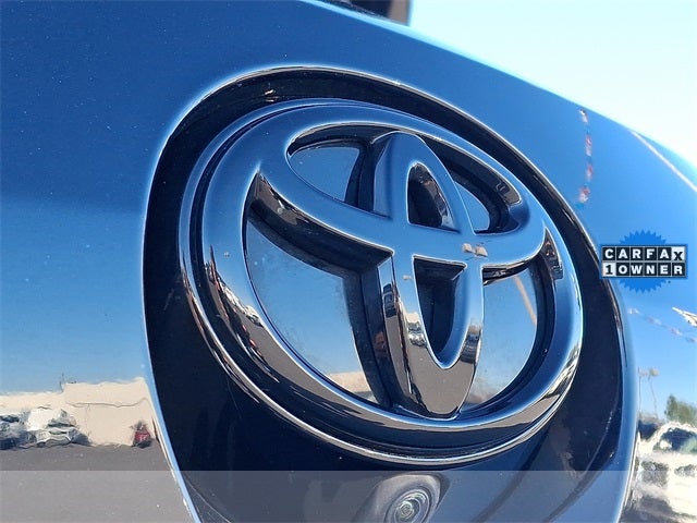 2022 Toyota Corolla Hatchback SE Nightshade Edition