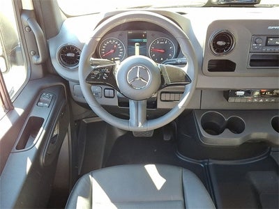 2025 Mercedes-Benz Sprinter 2500 Cargo 170 WB High Roof