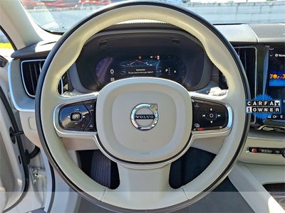 2023 Volvo XC60 B6 Ultimate Bright Theme