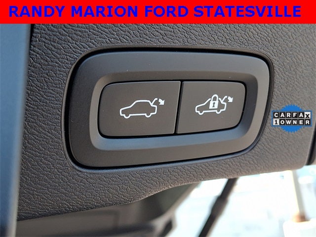 2023 Volvo XC60 B6 Ultimate Bright Theme