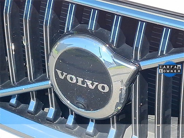 2023 Volvo XC60 B6 Ultimate Bright Theme