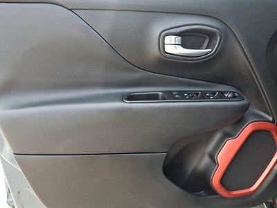 2017 Jeep Renegade Trailhawk