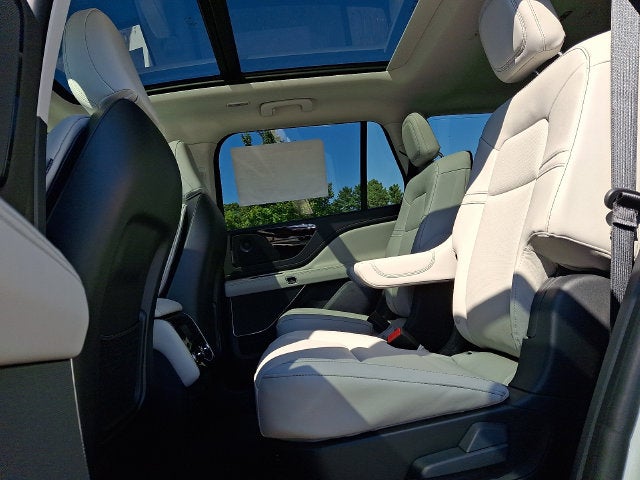 2027 Lincoln Aviator Premiere