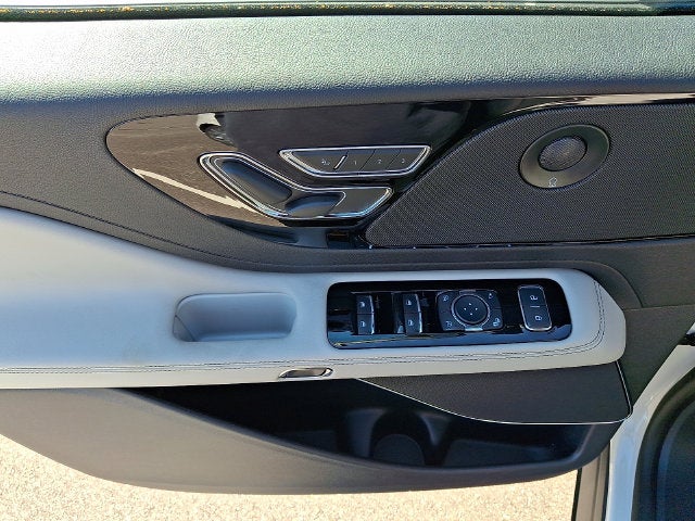 2027 Lincoln Aviator Premiere