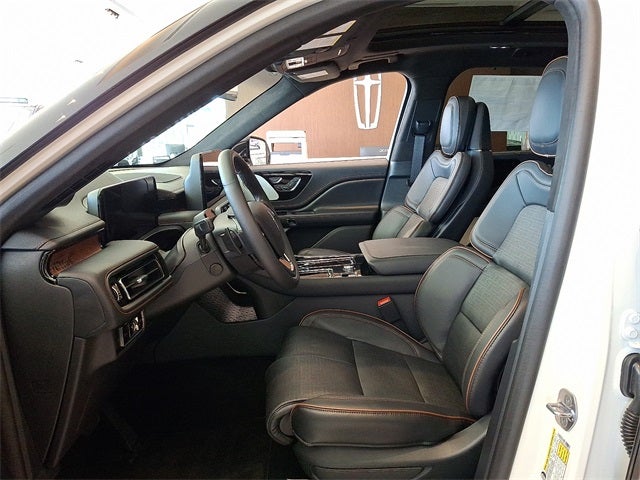 2025 Lincoln Aviator Black Label