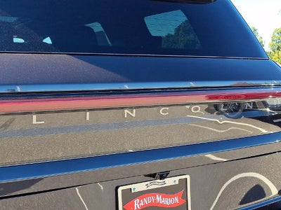 2027 Lincoln Navigator Reserve