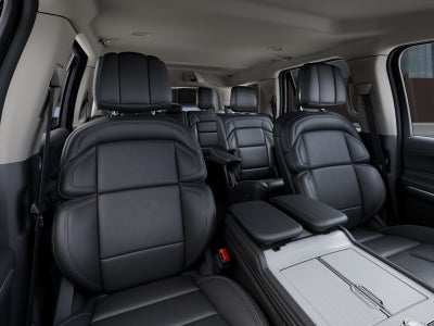 2027 Lincoln Navigator Premiere