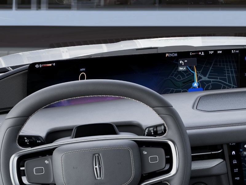 2027 Lincoln Navigator Premiere