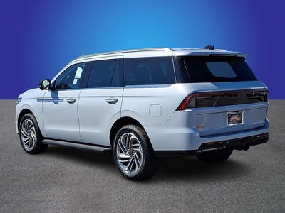 2026 Lincoln Navigator Premiere