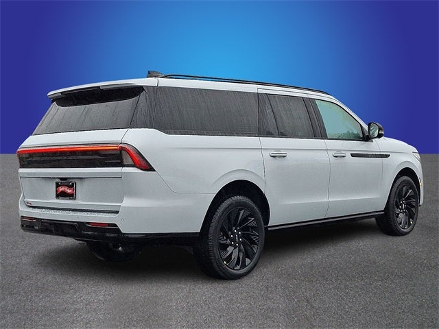 2025 Lincoln Navigator L Reserve