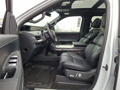 2025 Lincoln Navigator L Reserve