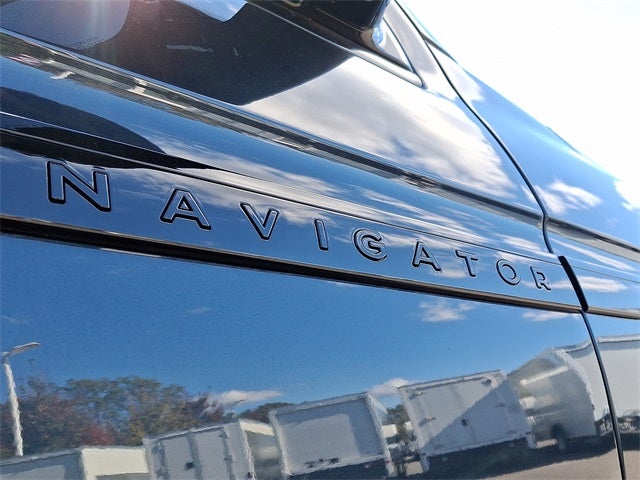 2025 Lincoln Navigator L Reserve