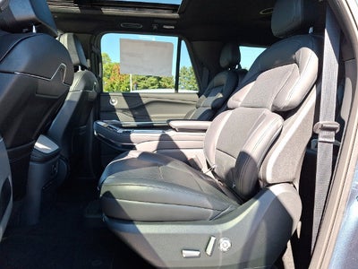 2027 Lincoln Navigator L Reserve