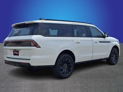 2026 Lincoln Navigator L Reserve
