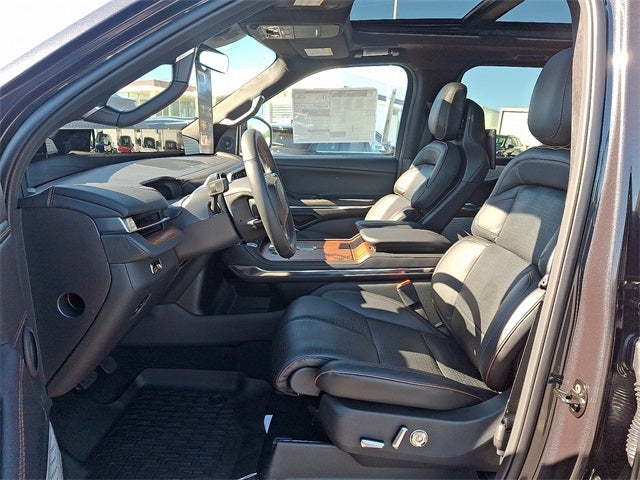 2025 Lincoln Navigator L Black Label