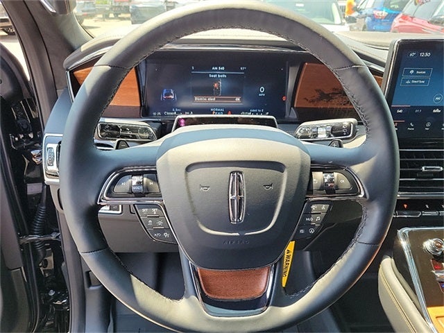 2024 Lincoln Navigator L Black Label