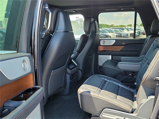 2024 Lincoln Navigator L Black Label