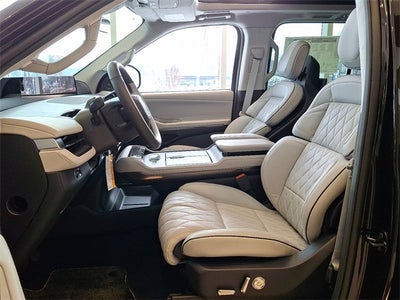 2026 Lincoln Navigator L Black Label