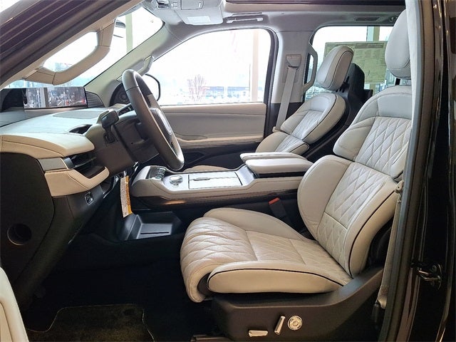 2026 Lincoln Navigator L Black Label