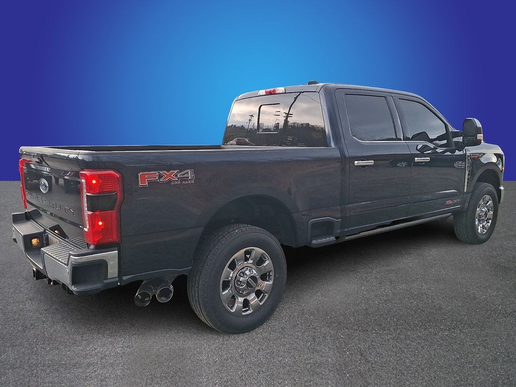 2023 Ford F-350SD Lariat