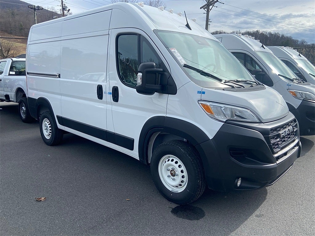 2024 RAM ProMaster 2500 High Roof 136 WB