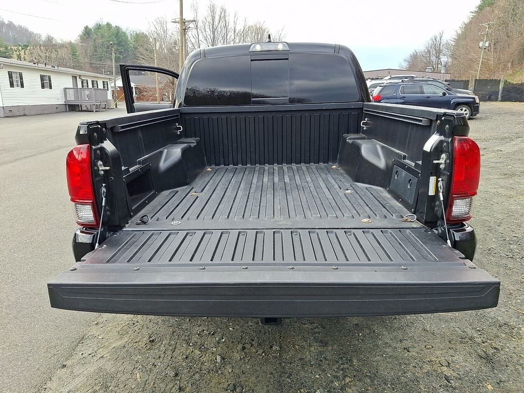 2018 Toyota Tacoma SR5 V6