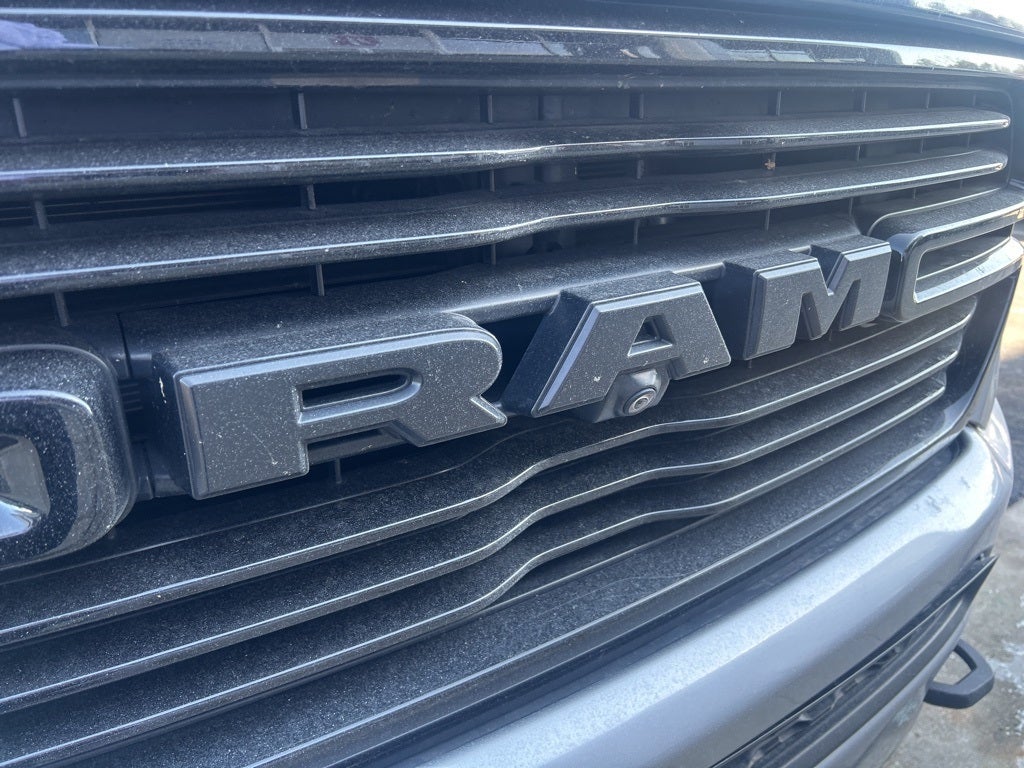 2021 RAM 1500 Laramie Crew Cab 4x4 5'7' Box