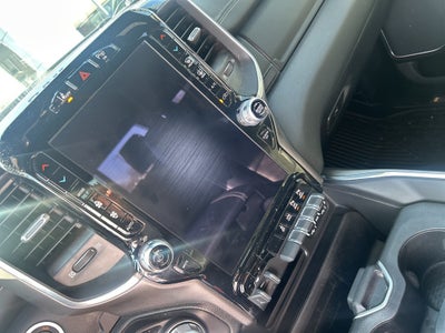 2021 RAM 1500 Laramie Crew Cab 4x4 5'7' Box