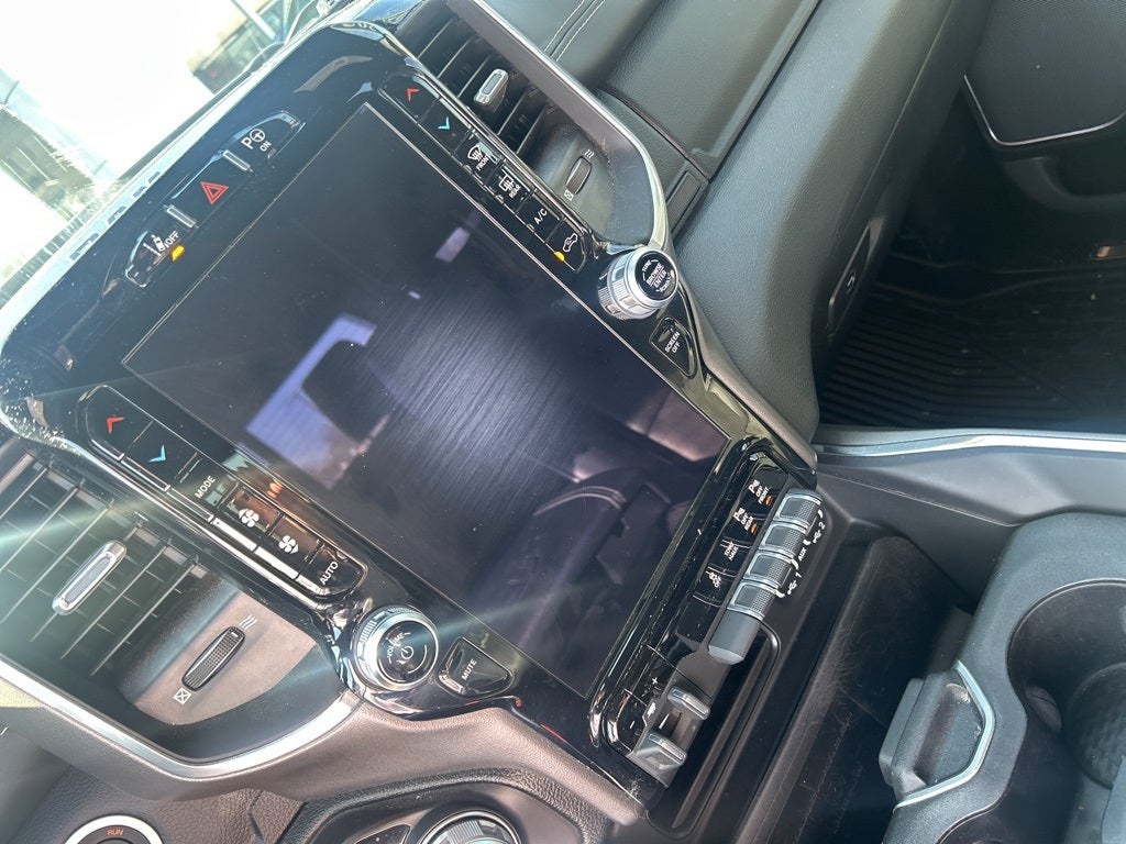 2021 RAM 1500 Laramie Crew Cab 4x4 5'7' Box