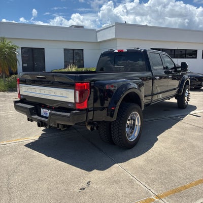 2022 Ford F-450SD Platinum