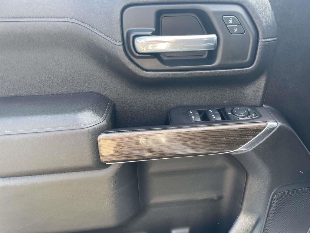 2020 Chevrolet Silverado 1500 4WD Crew Cab Short Bed RST