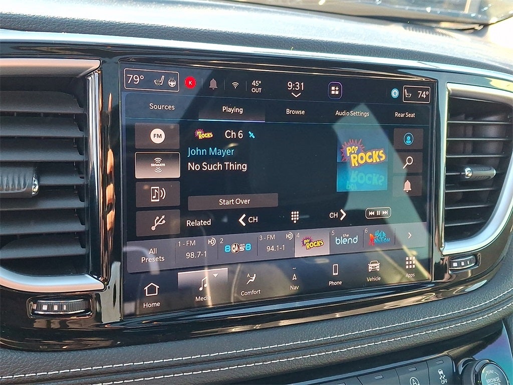 2023 Chrysler Pacifica Limited AWD