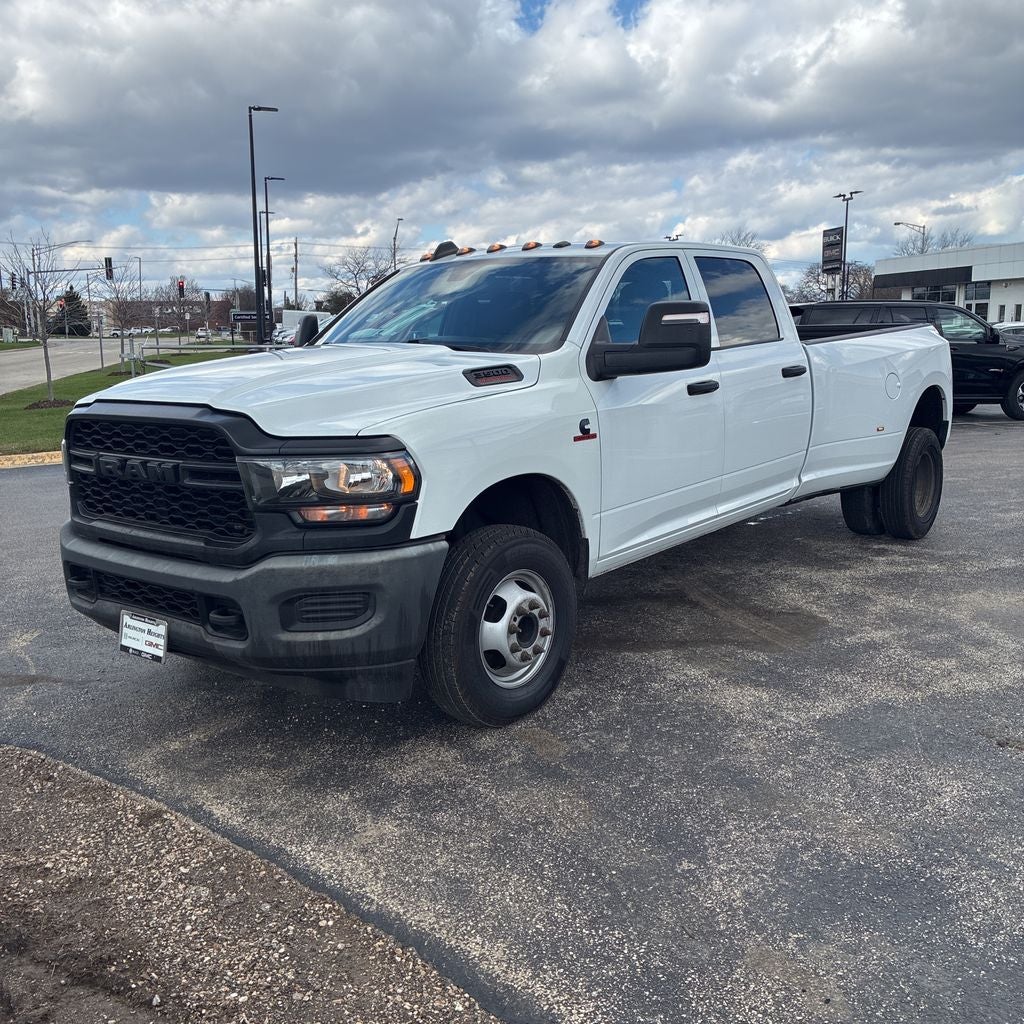 2024 RAM 3500 Tradesman Crew Cab 4x4 8' Box