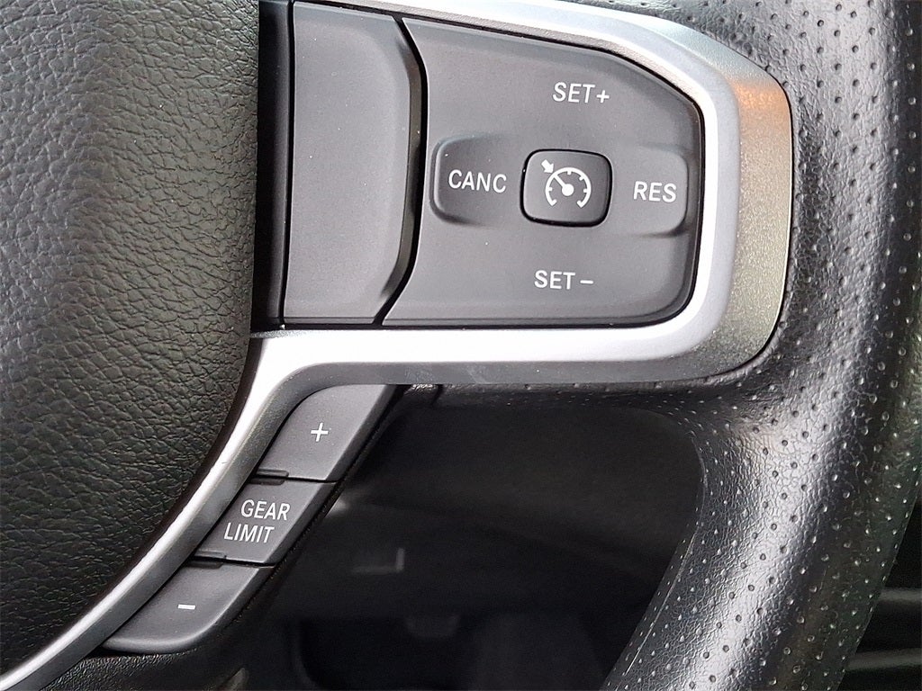 2024 RAM 3500 Big Horn Crew Cab 4x4 8' Box