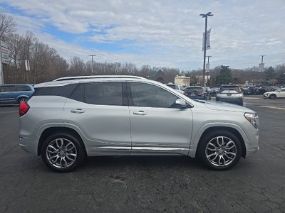 2022 GMC Terrain AWD Denali