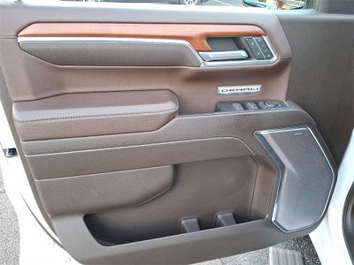 2022 GMC Sierra 1500 4WD Crew Cab Short Box Denali