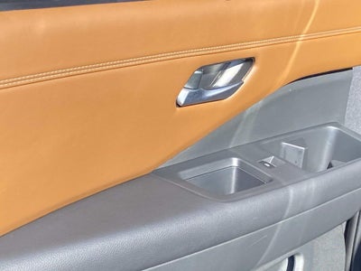2024 Nissan Pathfinder Platinum FWD