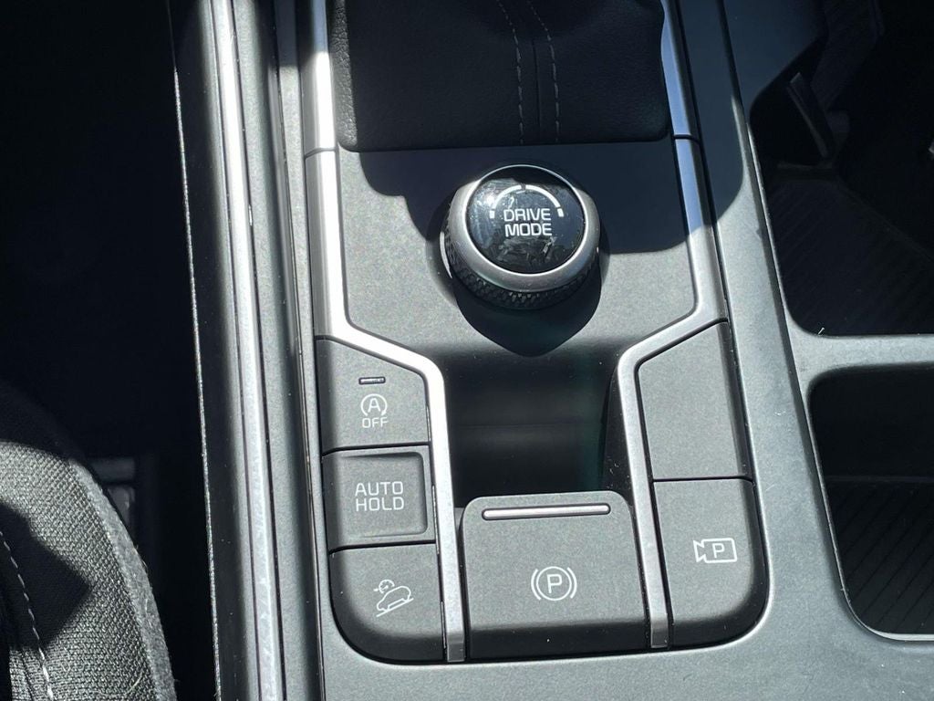 2025 Kia Sorento LX