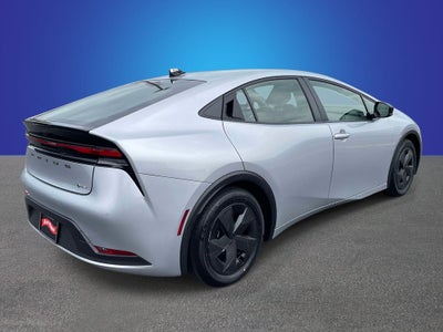 2025 Toyota Prius LE
