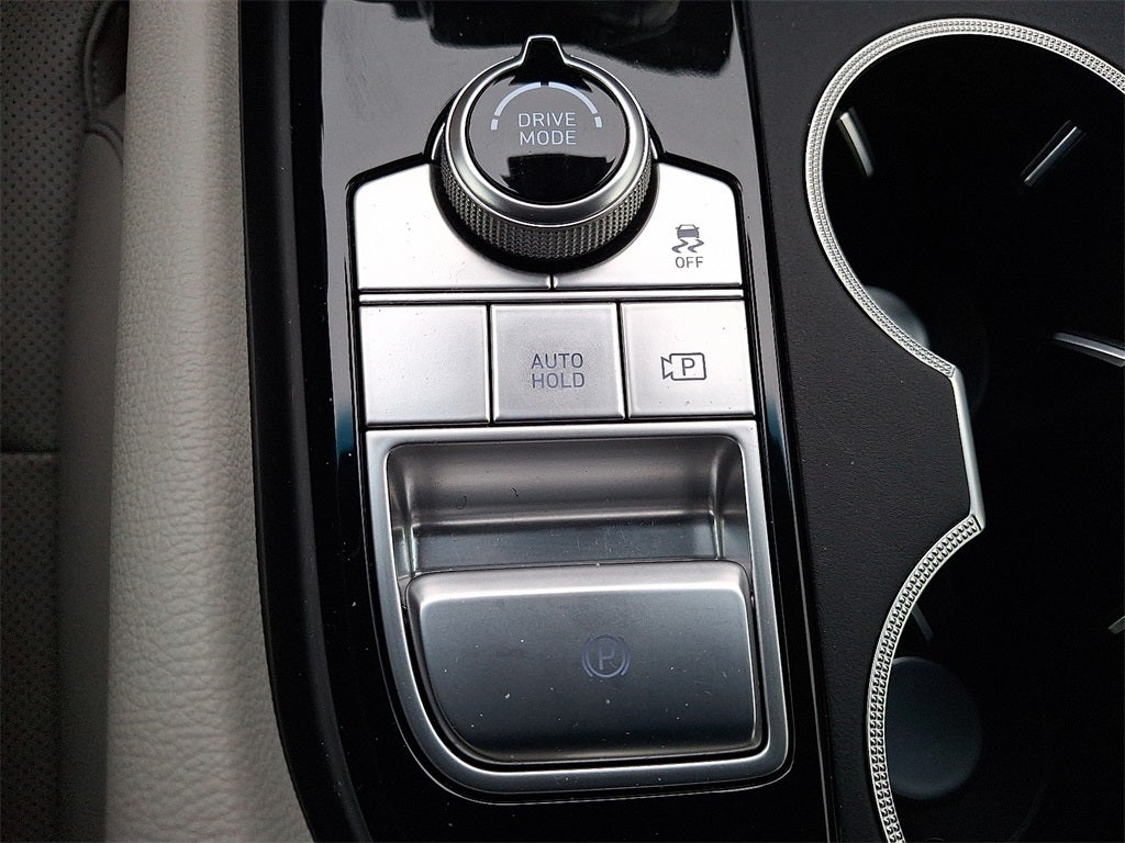 2023 Genesis G70 2.0T AWD