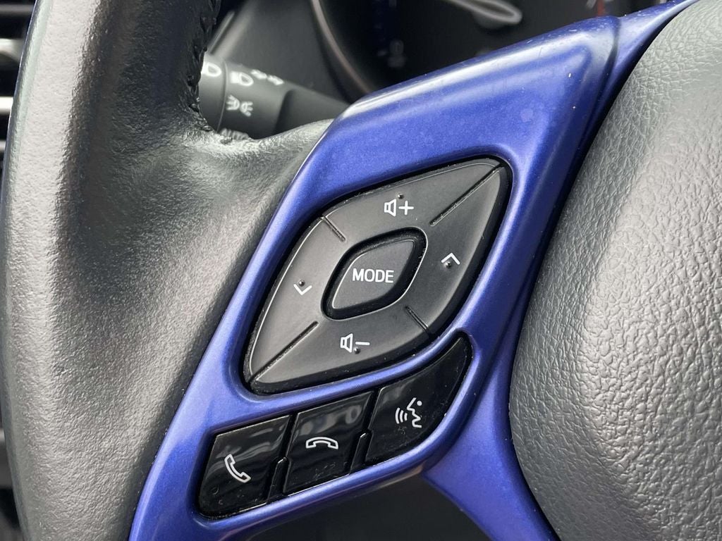 2021 Toyota C-HR XLE